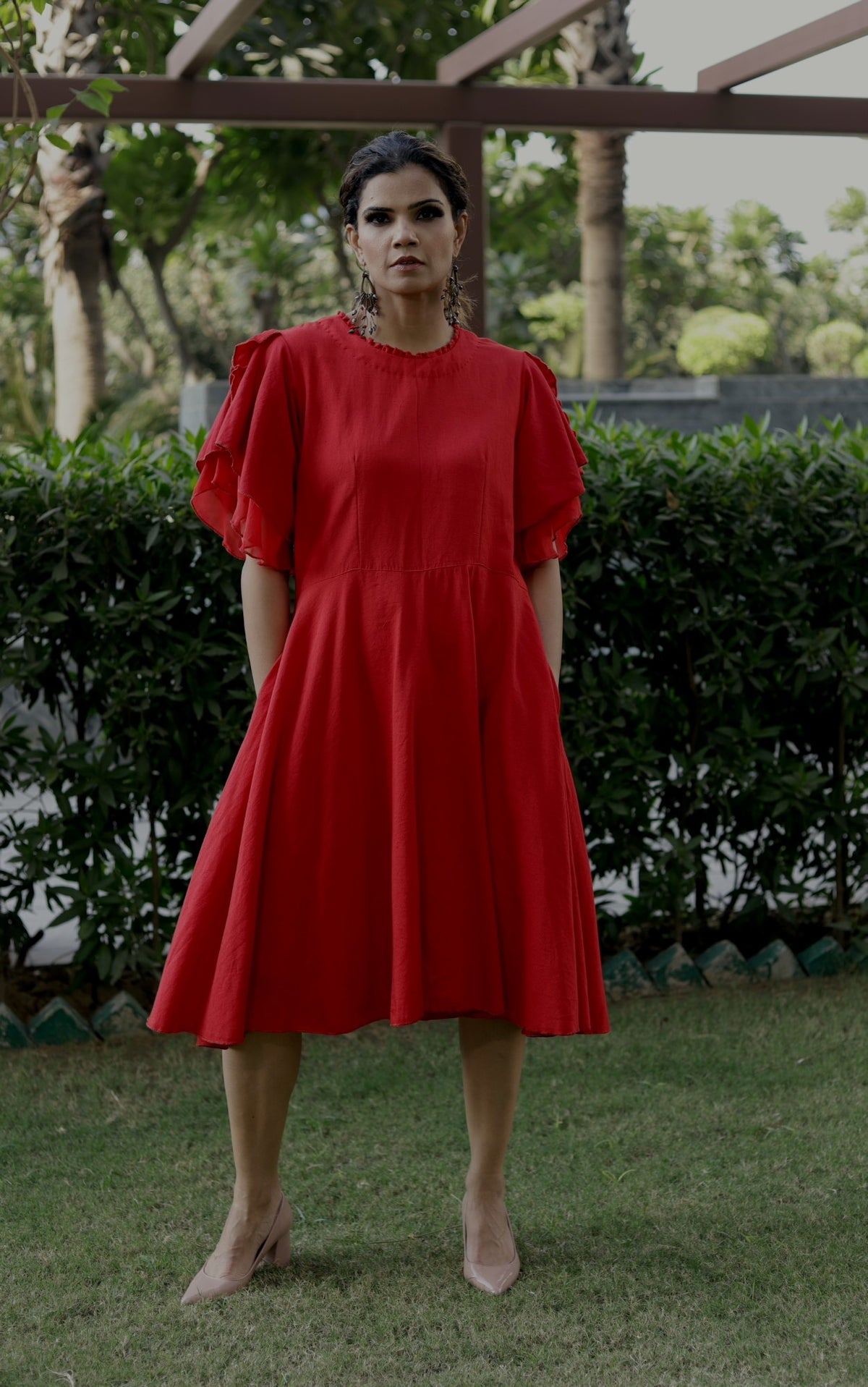 Flared dress in cotton linen