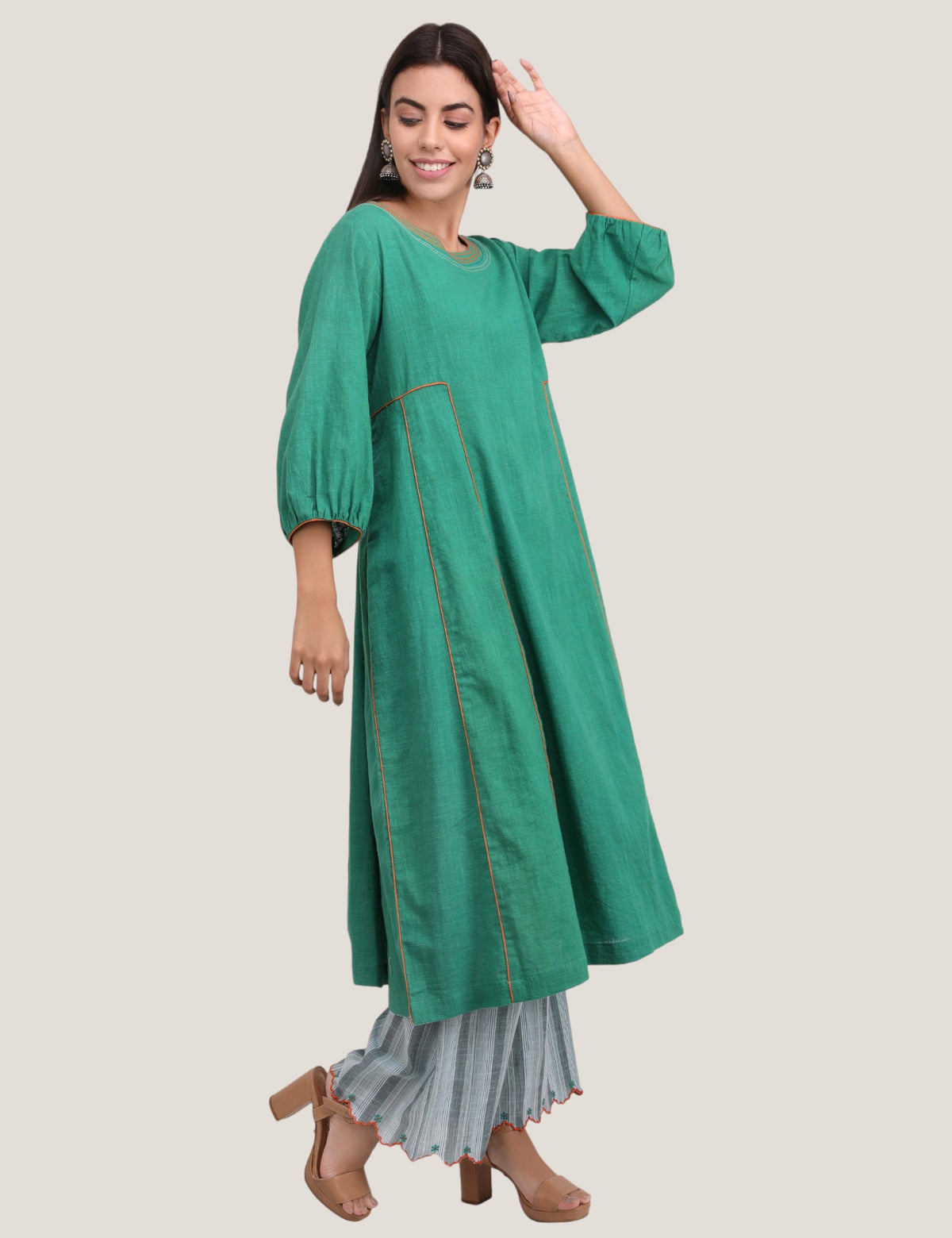 Side Panelled Kurta Set- Green